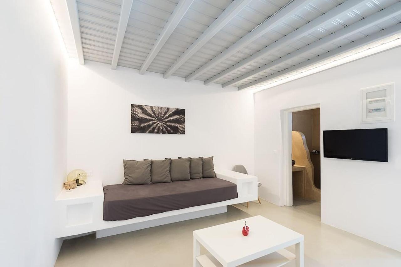 Brand New * Mykonos Town
